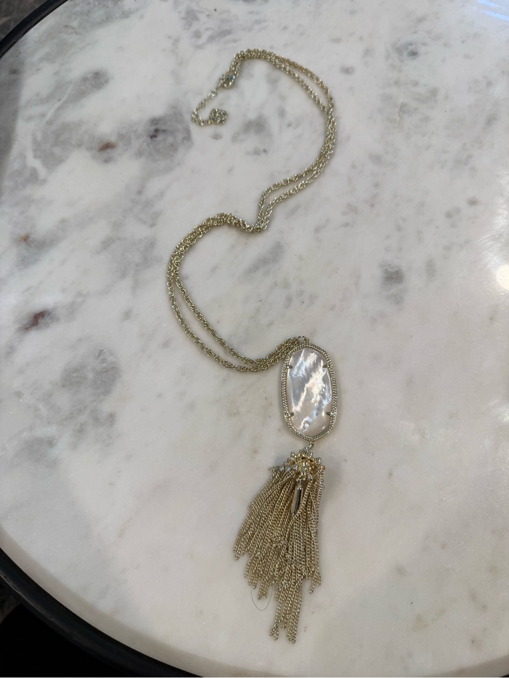 Kendra Scott White Mother-of-Pearl Rayne Necklace